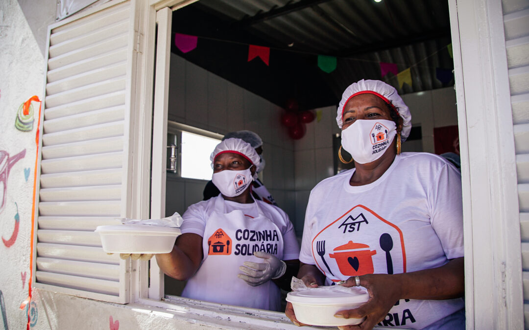 Cozinhas Solidárias: entre política pública nacional e alvo da GCM